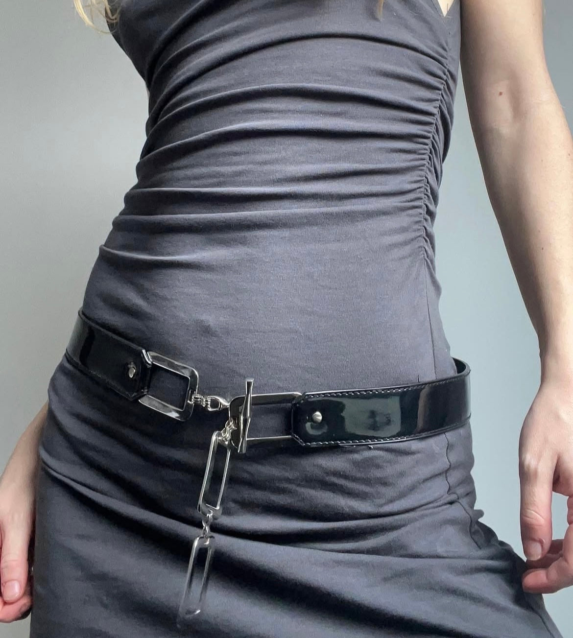 Morgan De Toi Vintage square chain belt